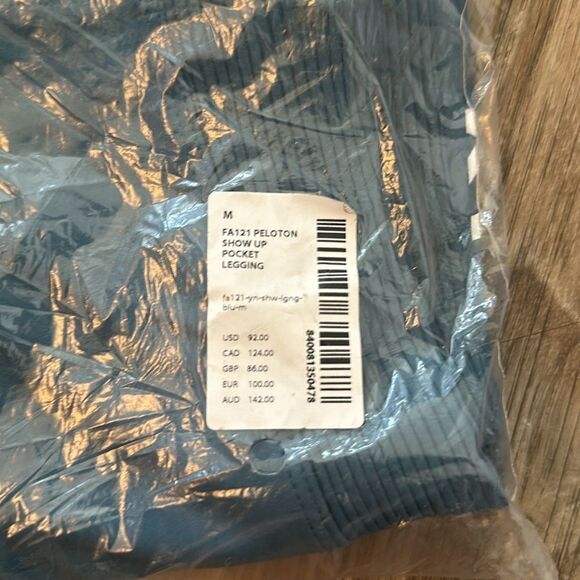 Peloton Show Up High-Rise Pocket Legging Teal Blue Size Medium - Picture 5 of 5